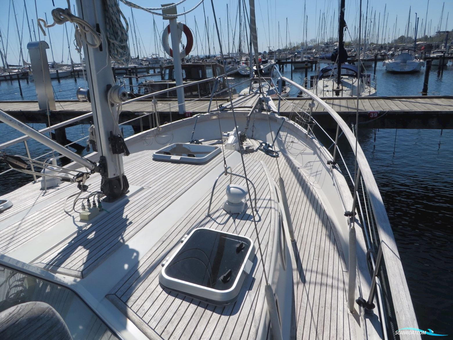 Nauticat 33, Velholdt og Opdateret.