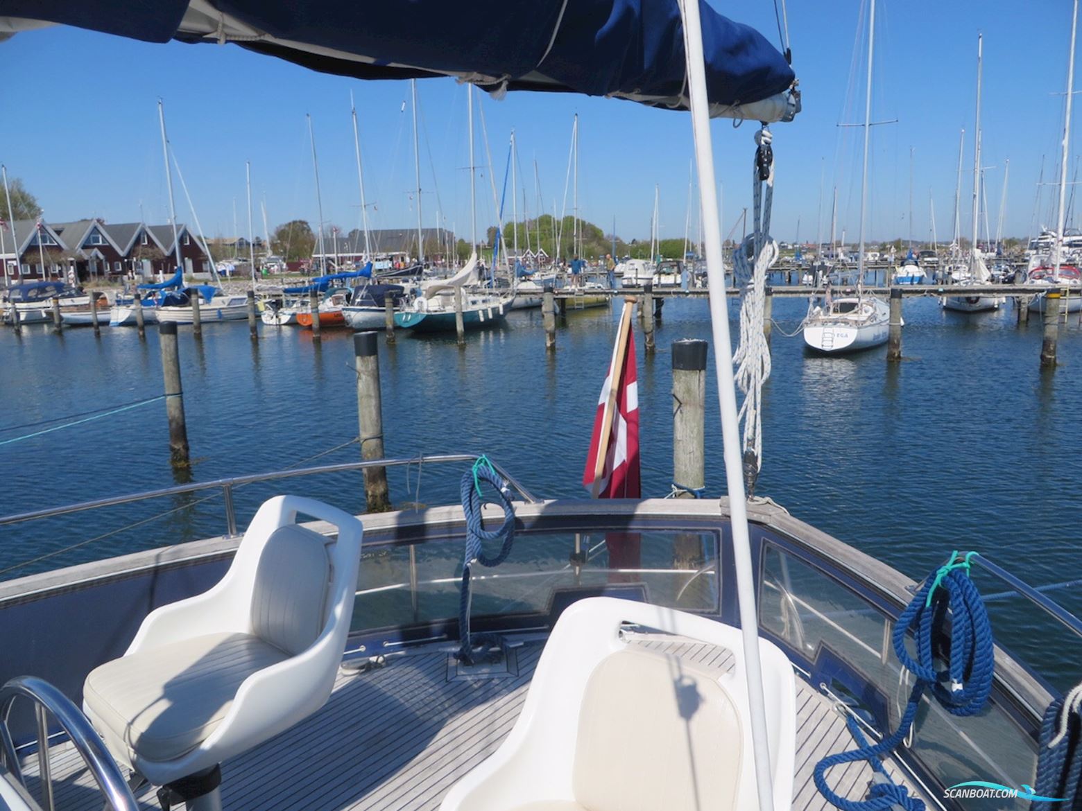 Nauticat 33, Velholdt og Opdateret.