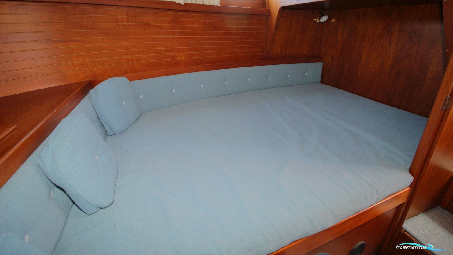 Nauticat 331
