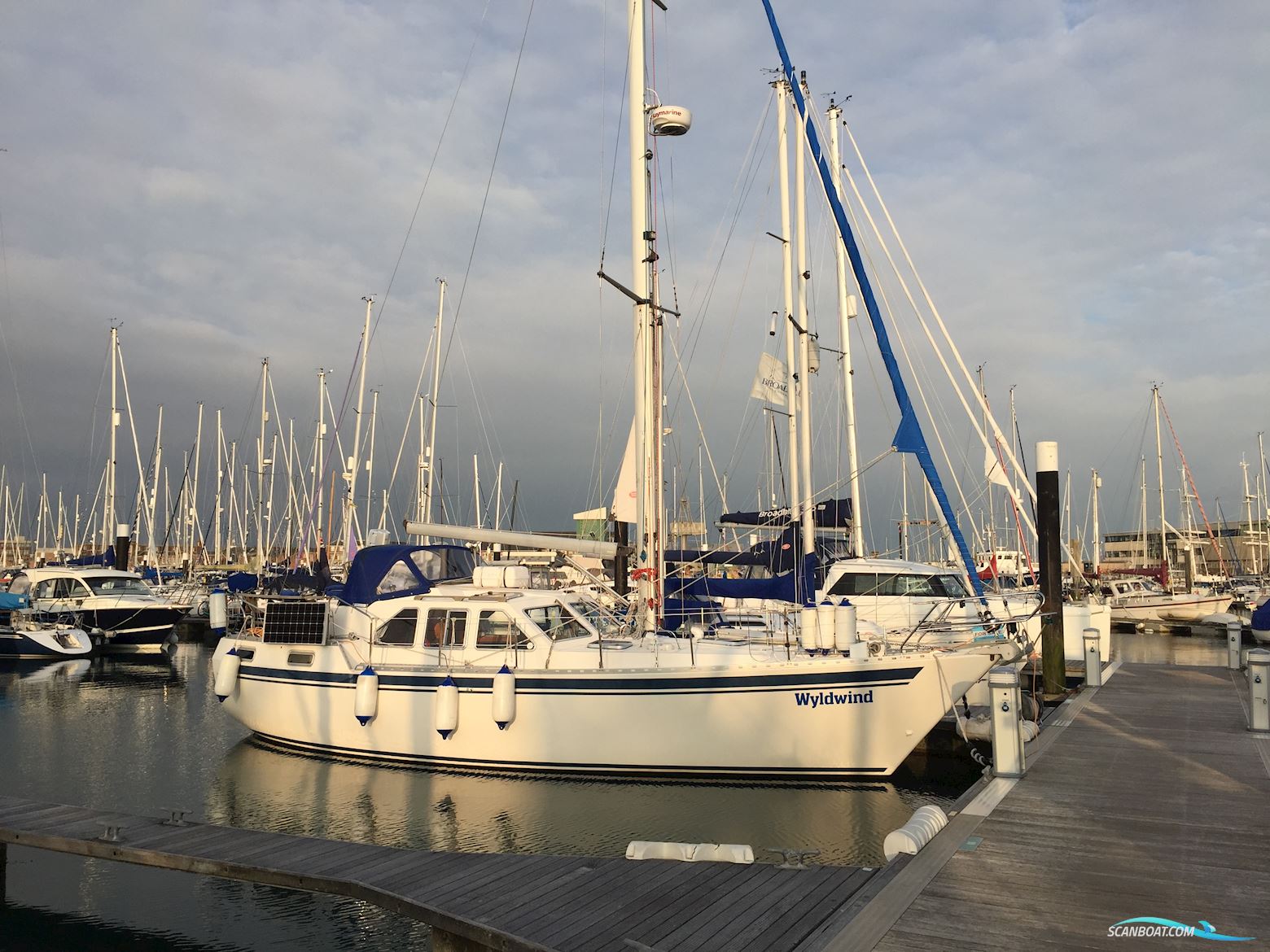 Nauticat 35