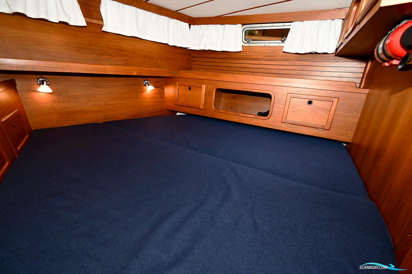 Nauticat 35