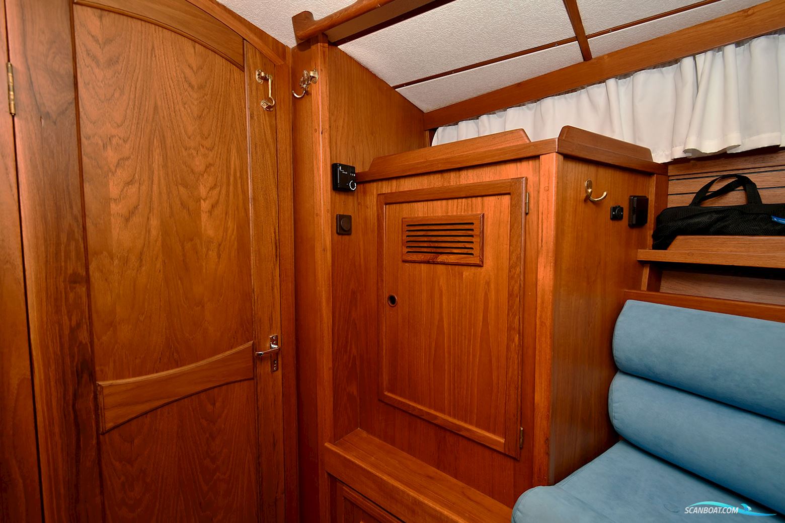 Nauticat 35