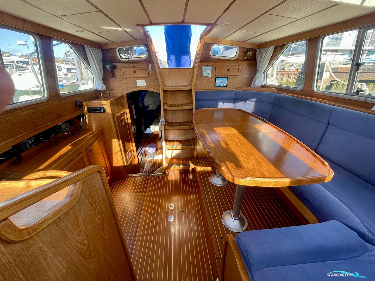 Nauticat 35