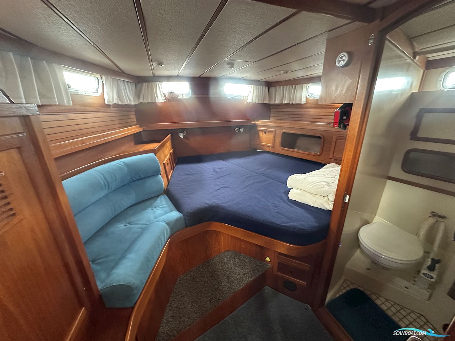 Nauticat 35