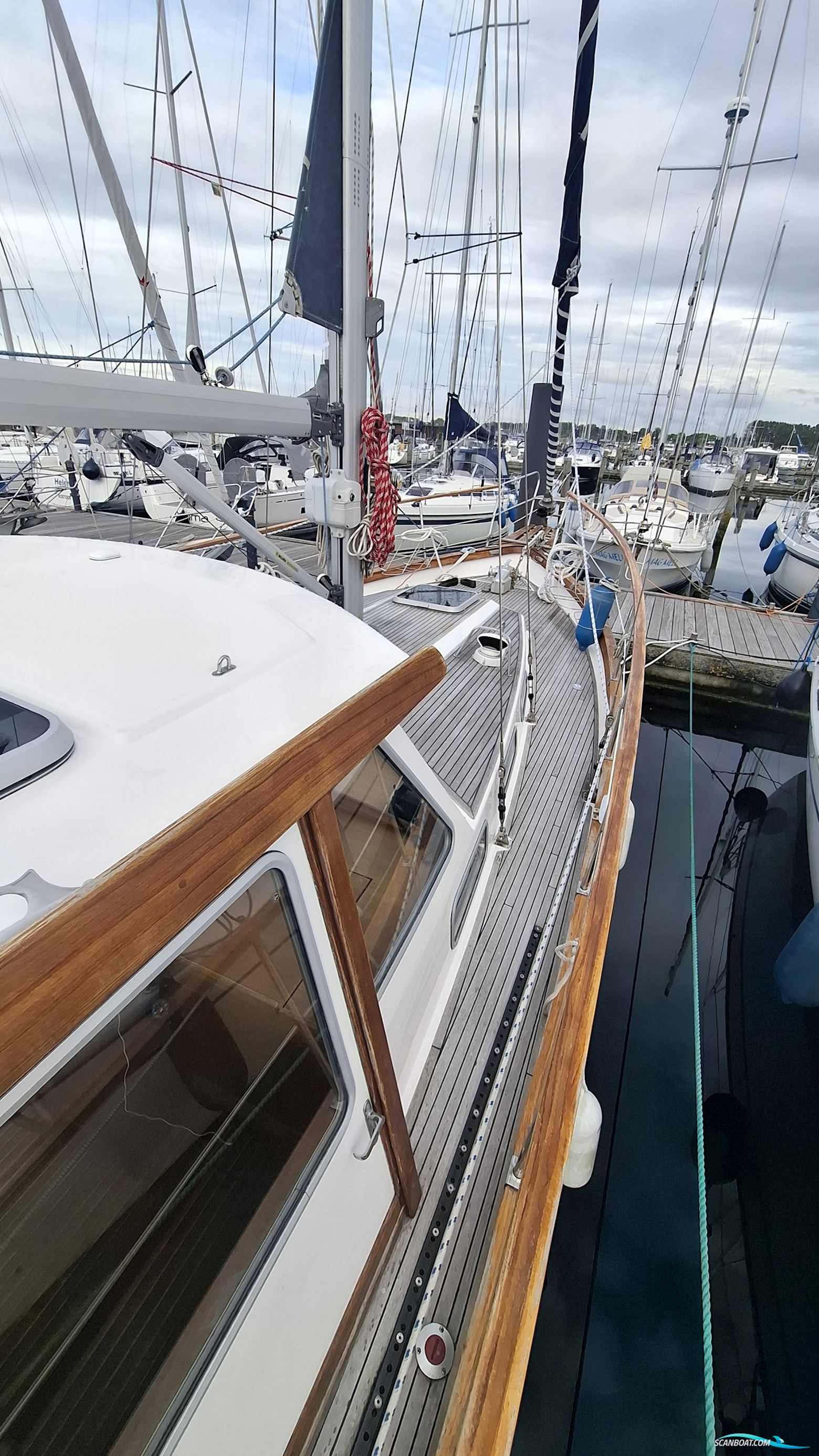 Nauticat 38