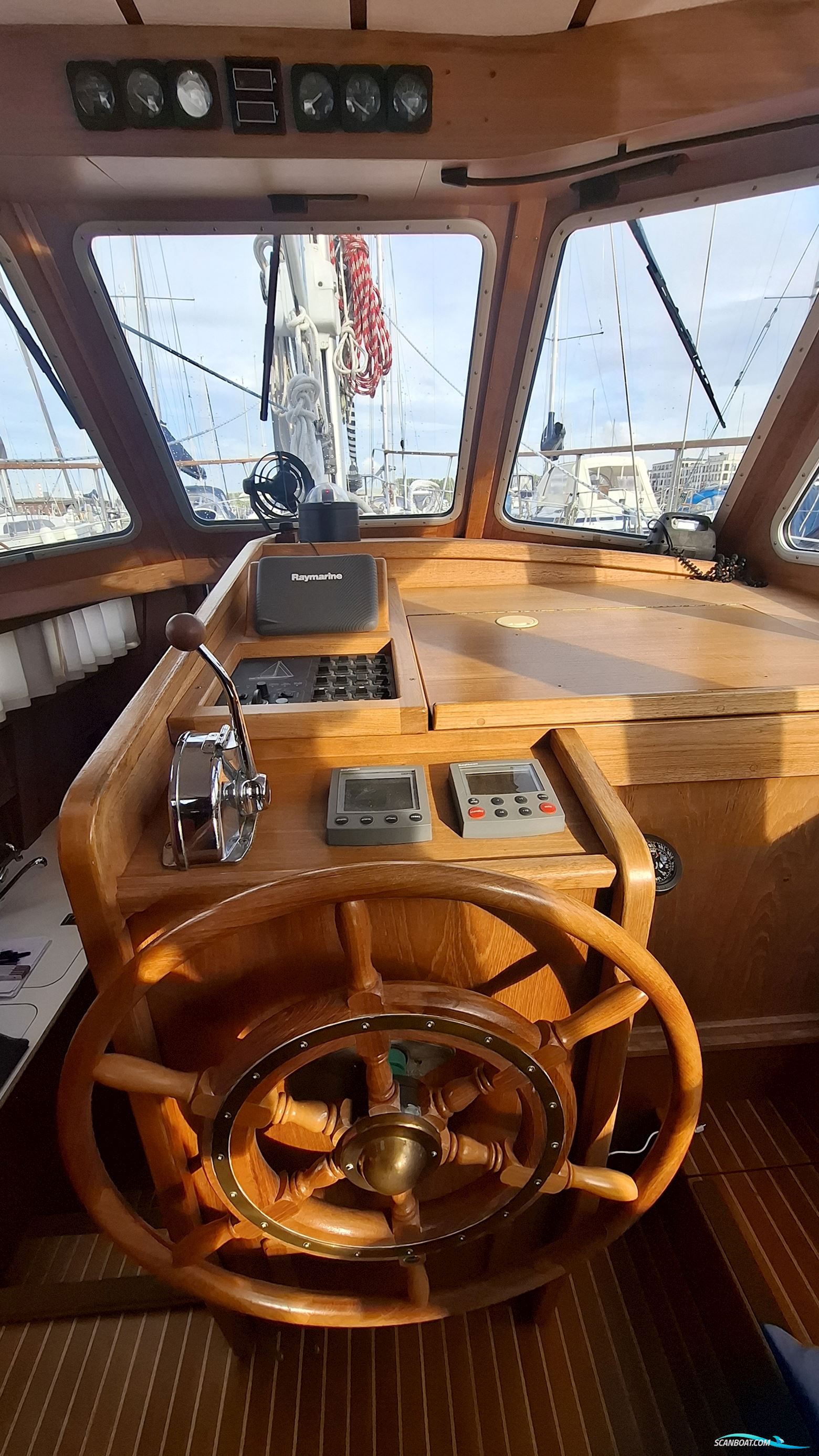 Nauticat 38