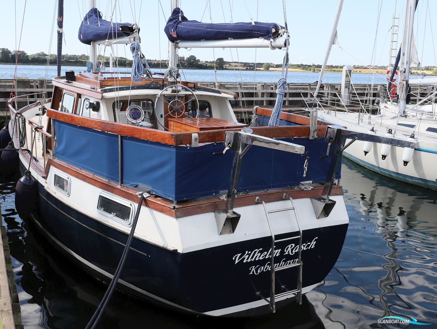 Nauticat 38