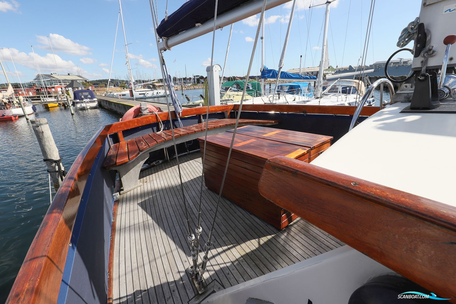 Nauticat 38