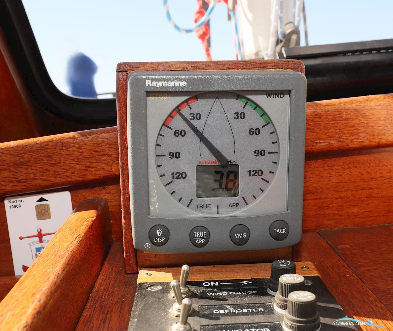 Nauticat 38