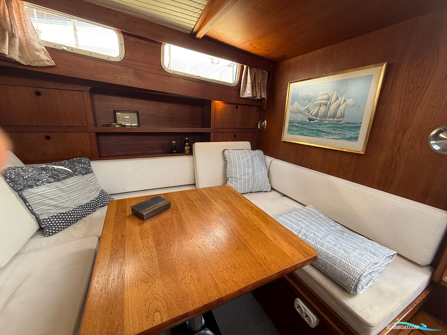 Nauticat 38