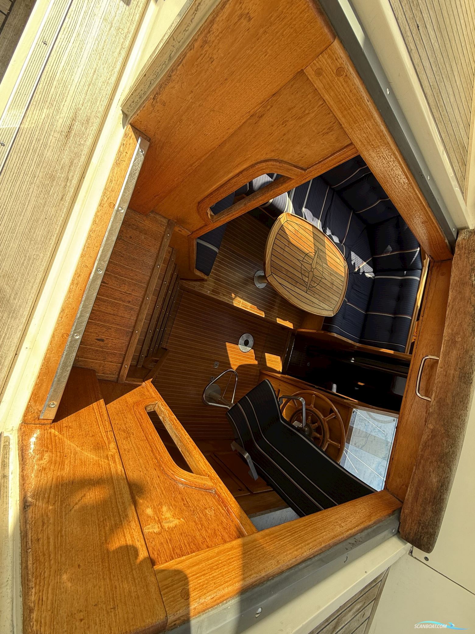 Nauticat 43 med mulig havneplads