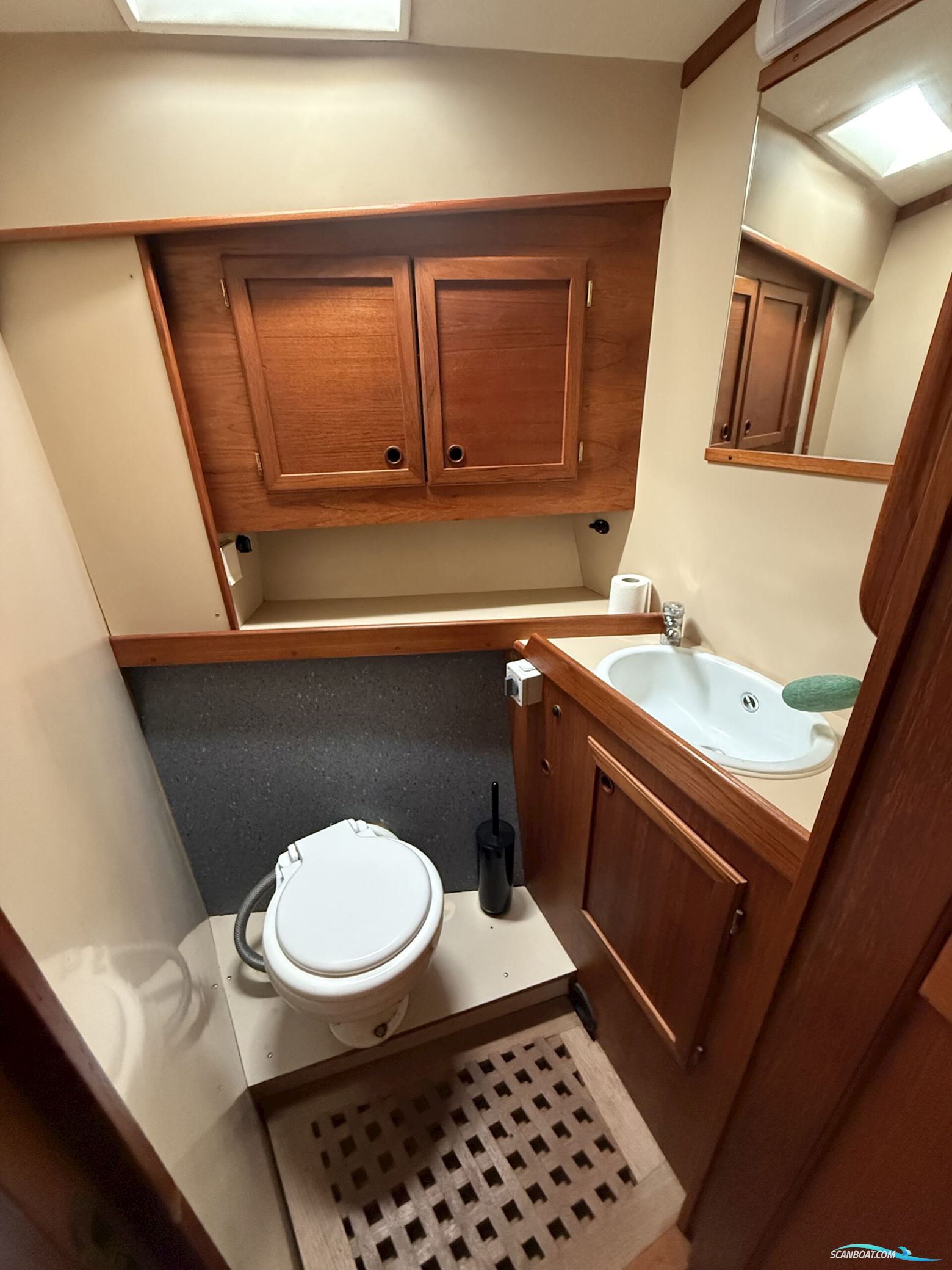 Nauticat 43 med mulig havneplads