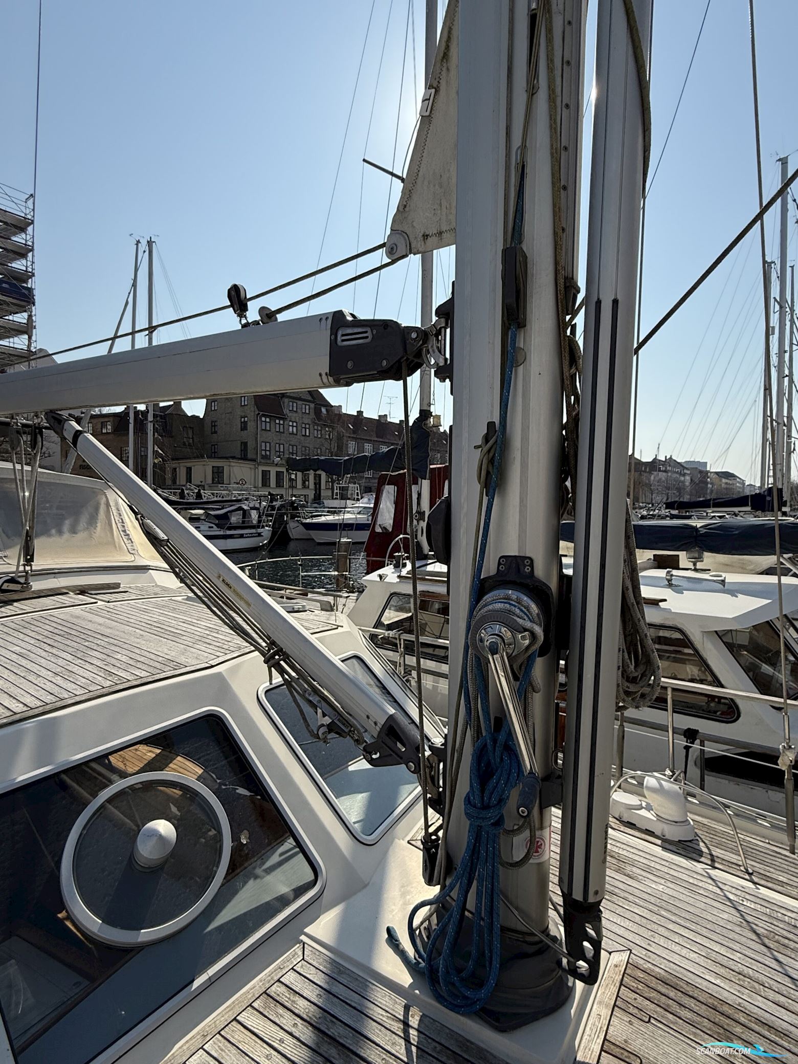 Nauticat 43 med mulig havneplads