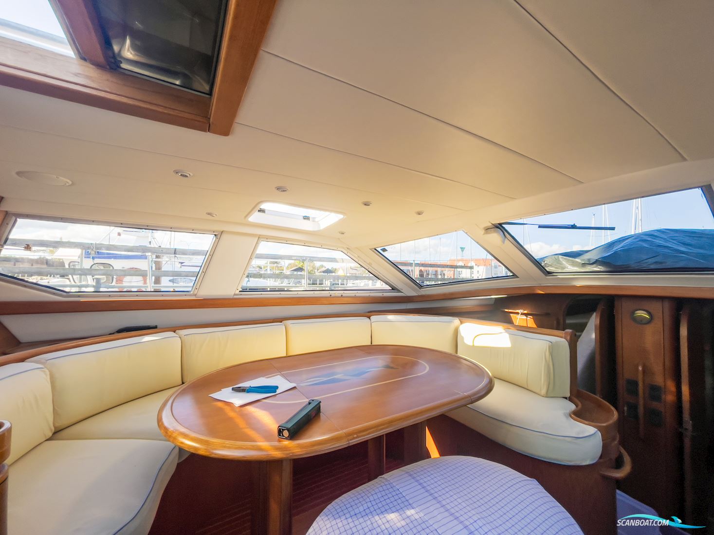 Nauticat 515 (Deck Saloon)
