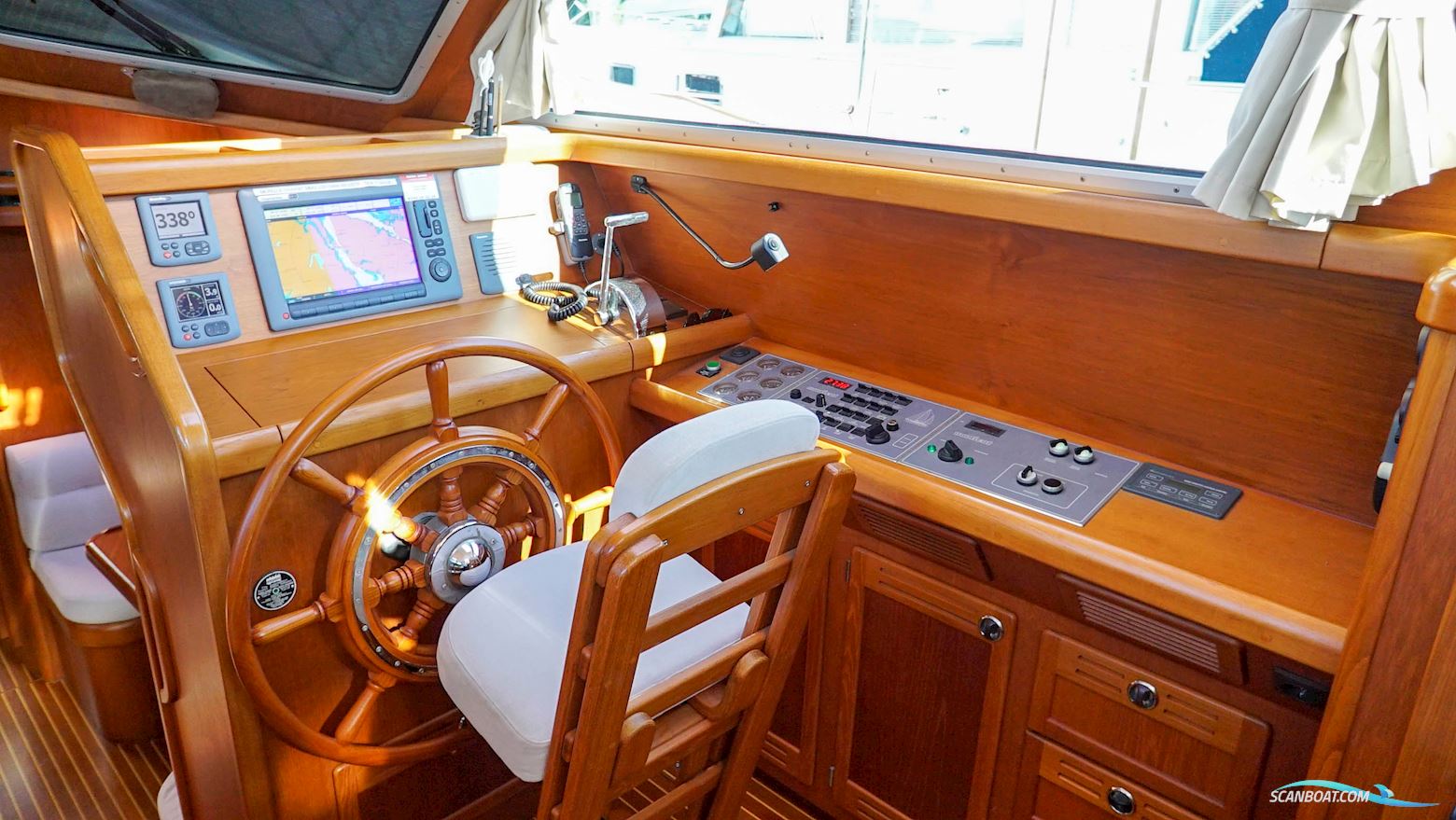 Nauticat 525