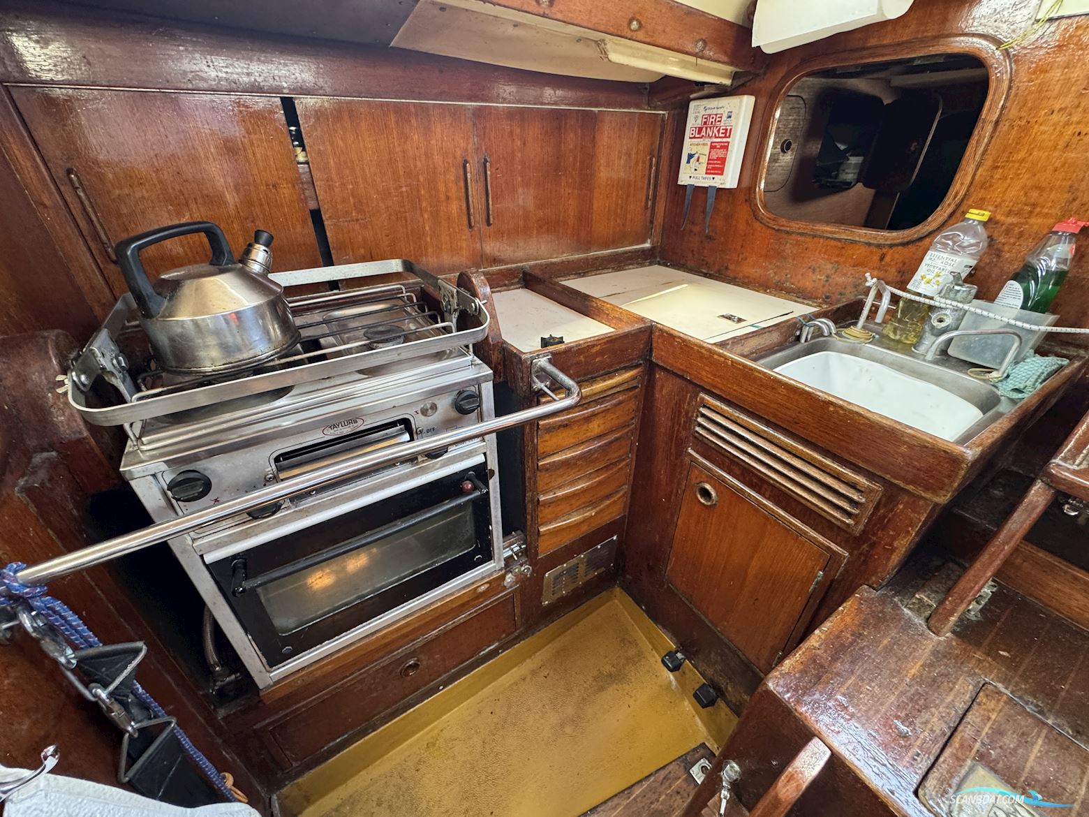 Nautor Swan 38