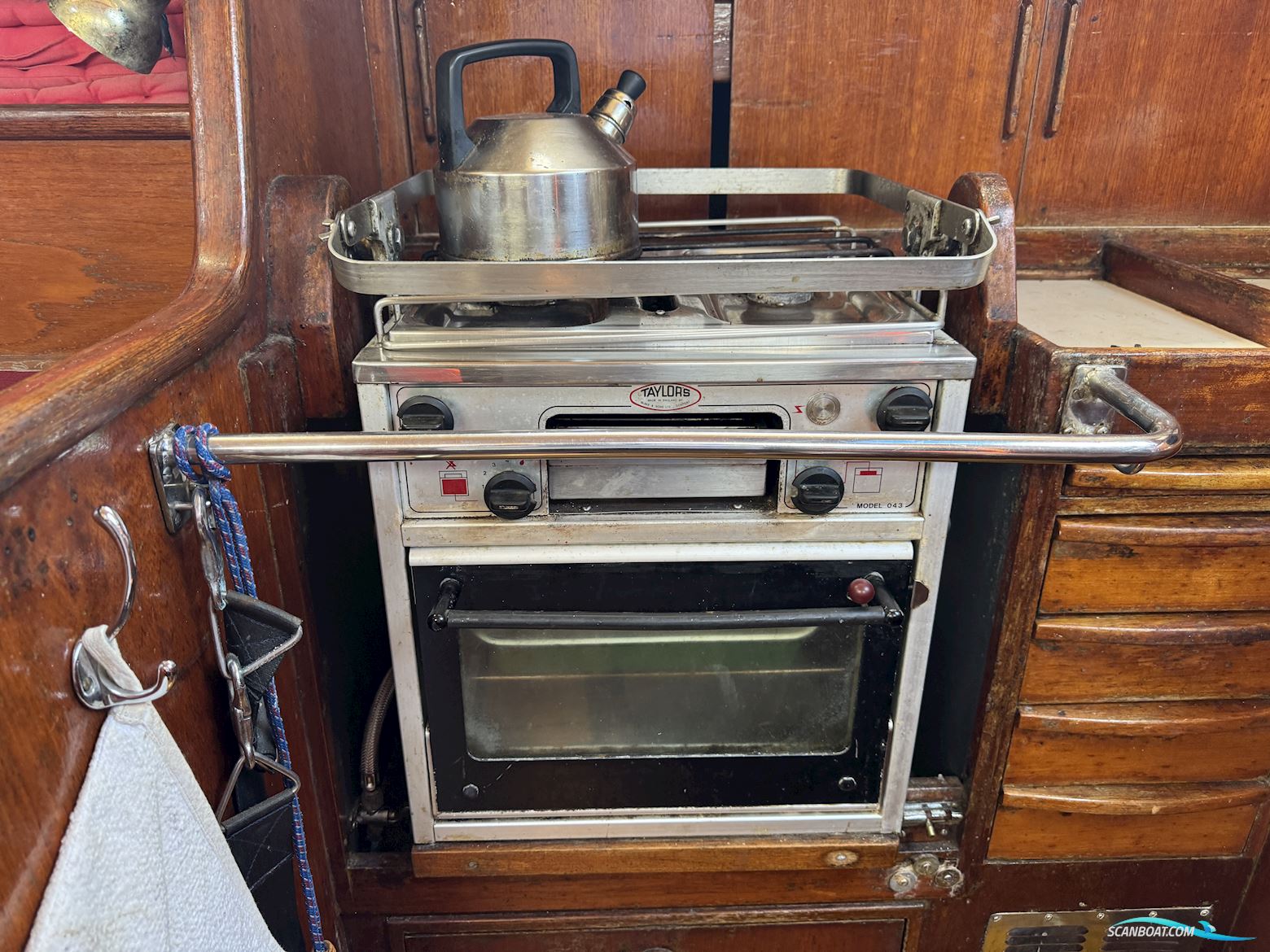 Nautor Swan 38