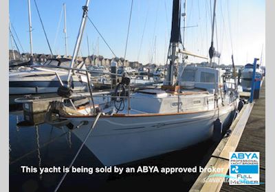 Neptune Ketch 33 Sailingboat 1977, with Perkins 4108 engine, United Kingdom