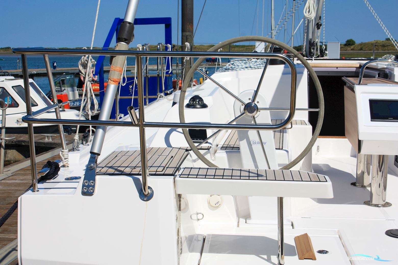 New Bavaria C38