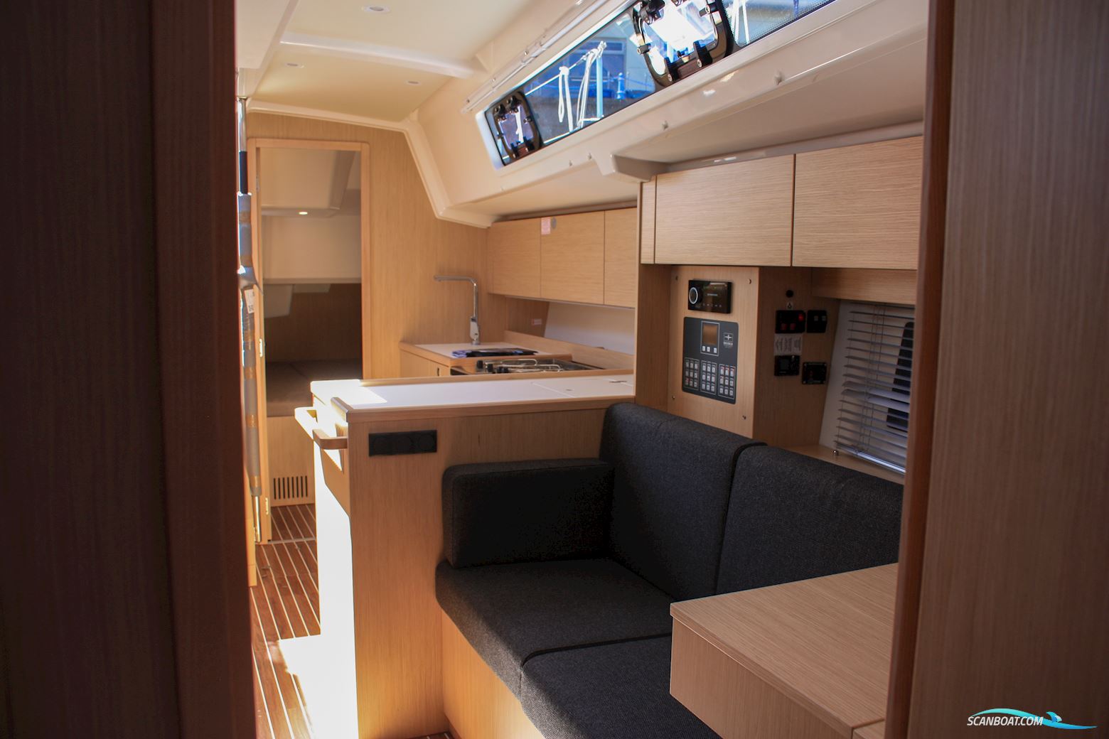 New Bavaria C38
