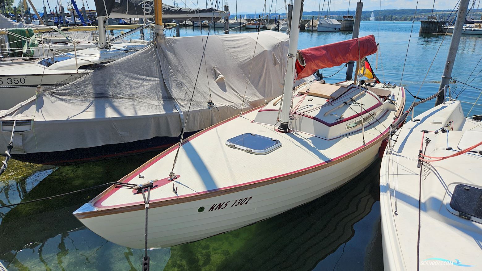 Nordisches Folkeboot Sailingboat 1989, with Honda BF2,3D engine, Germany