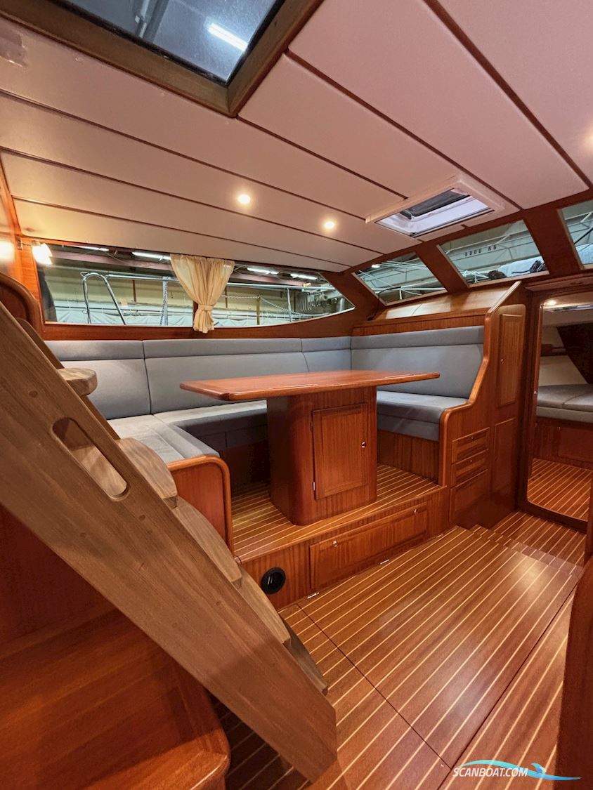 Nordship 420 DS Deck Saloon