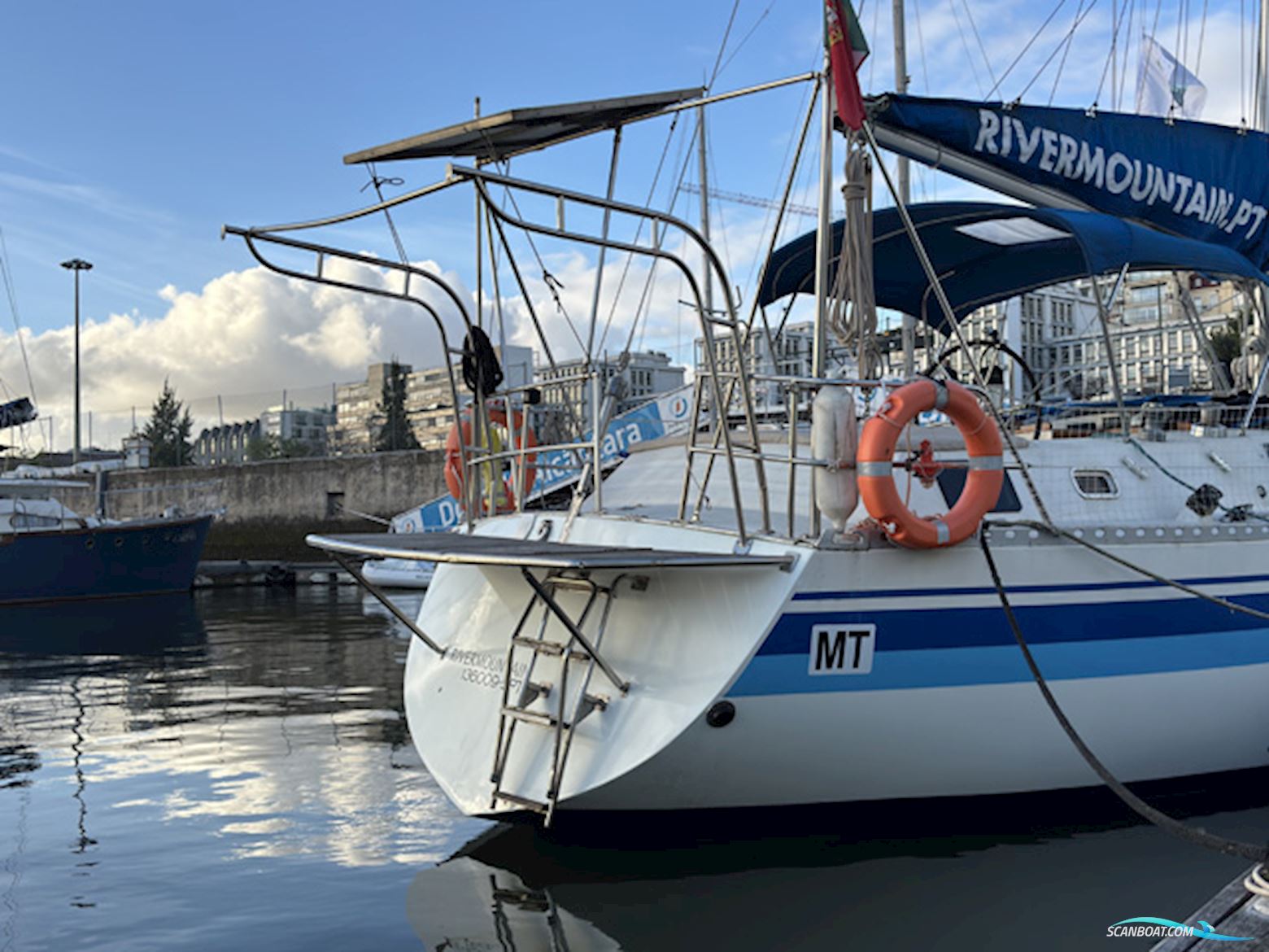 North Wind Mistral 36