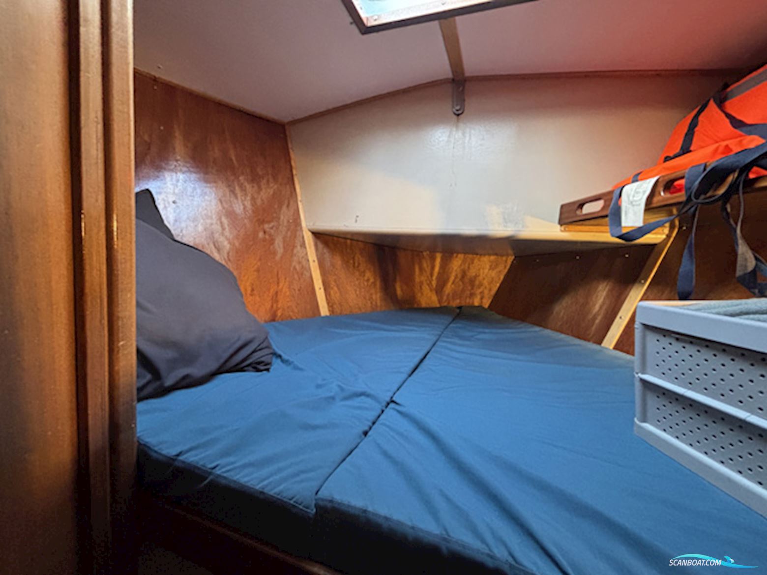 North Wind Mistral 36