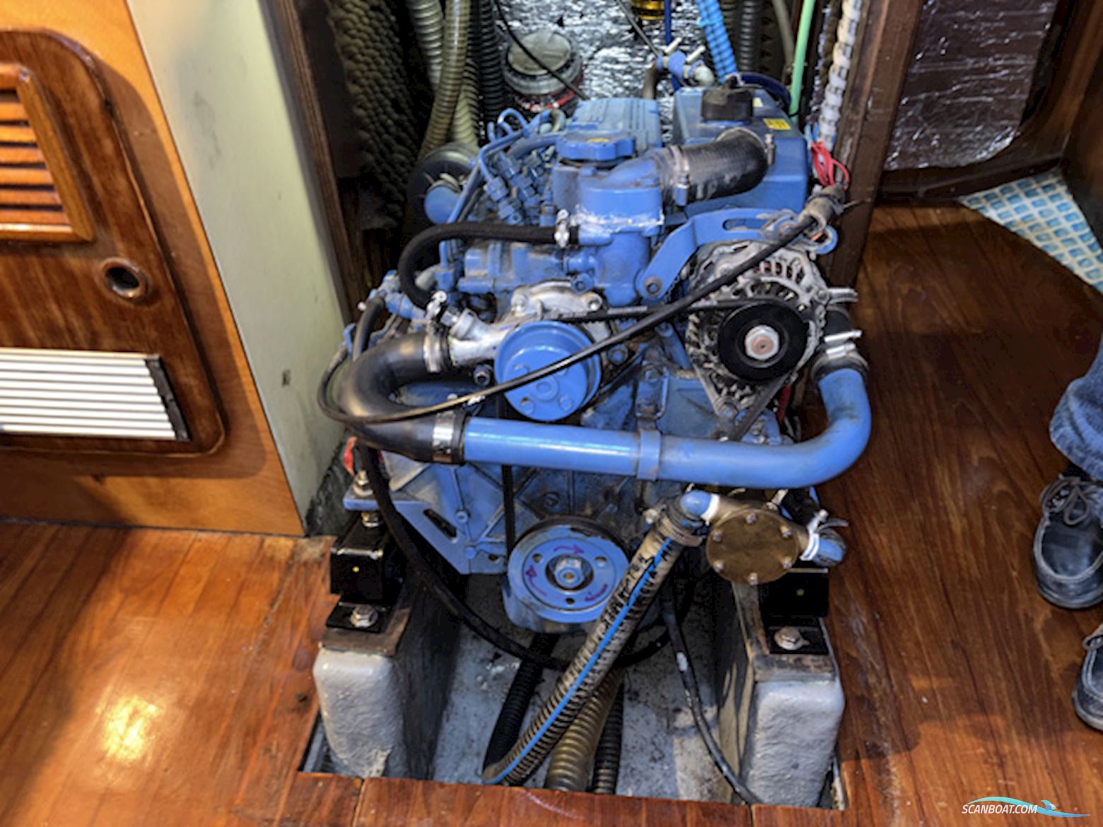 North Wind Mistral 36