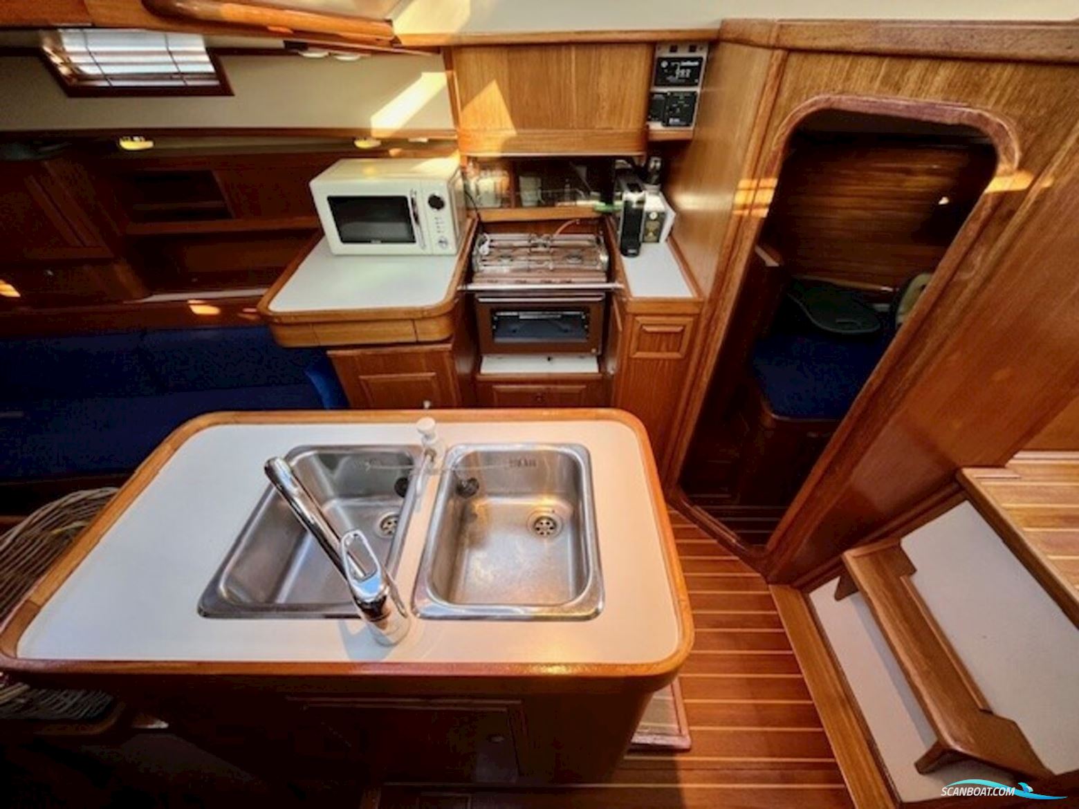 Northern Comfort 43