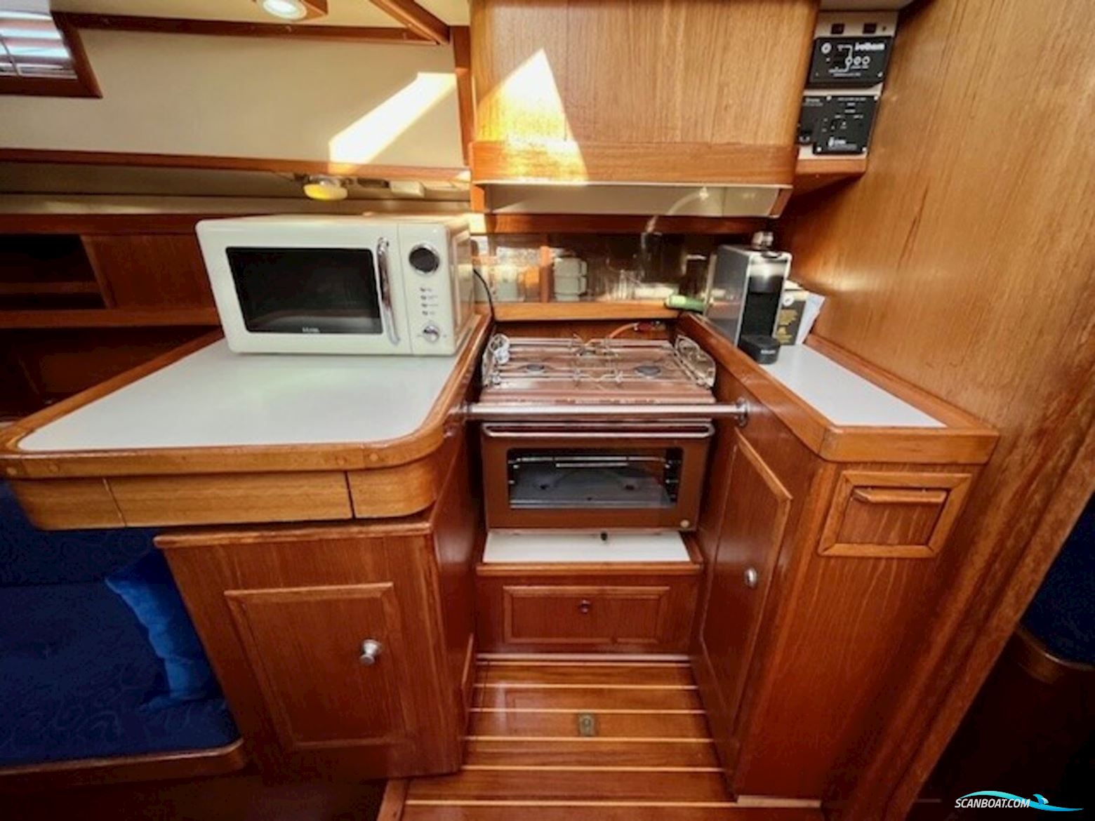 Northern Comfort 43