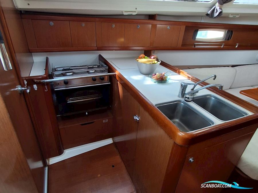 Oceanis 34