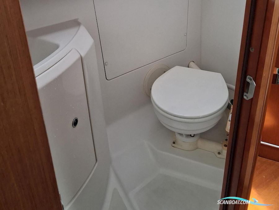 Oceanis 34