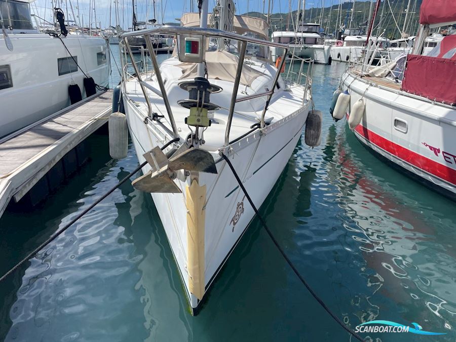 Oceanis 361 Sailingboat 1999, with Yanmar 3YM30 engine, Martinique