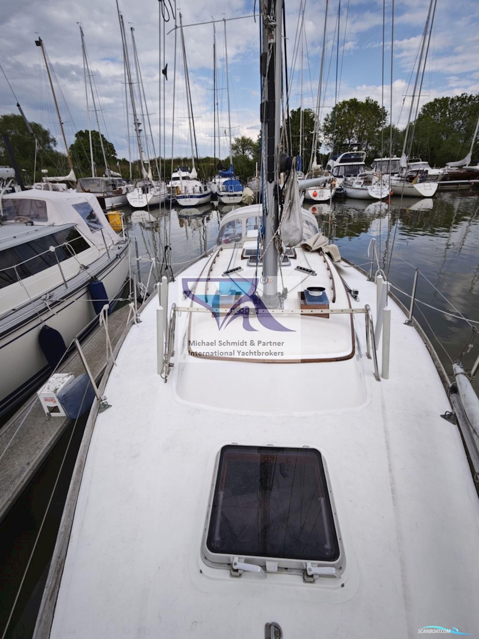 Olympia Yachts Carter 33