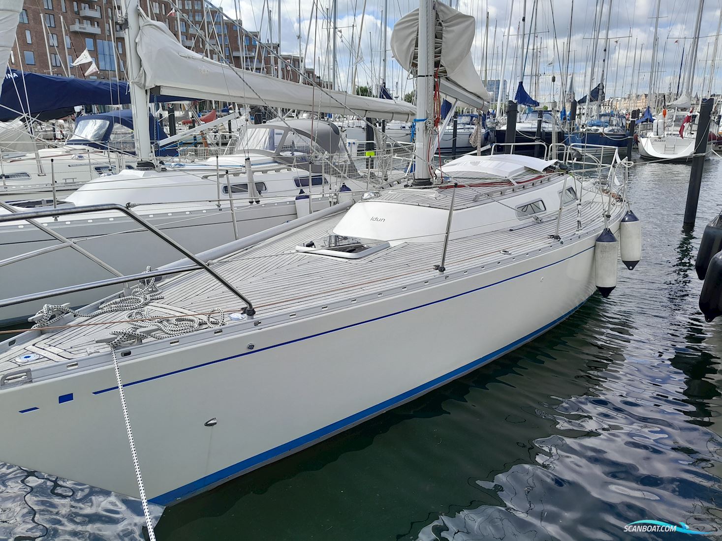 Omega 34 Sailingboat 1984, with Yanmar 2GM engine, Denmark