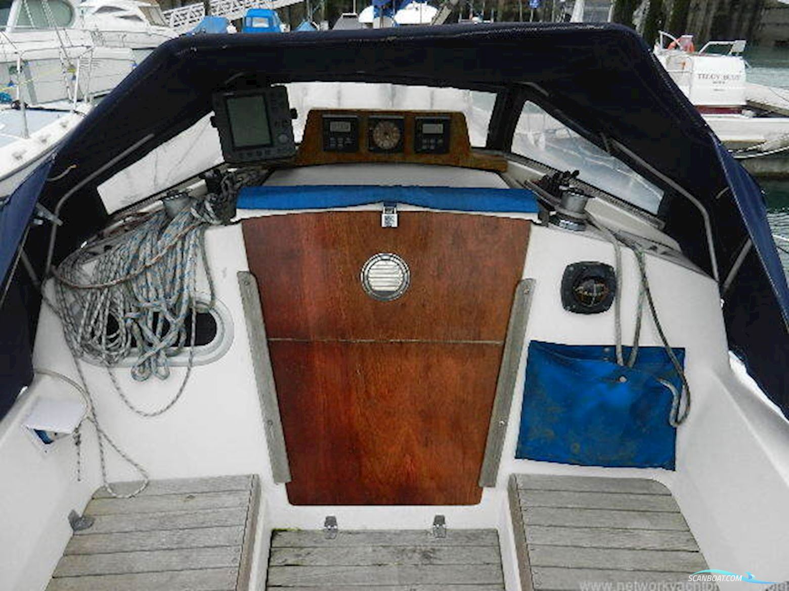Omega Yachts 28