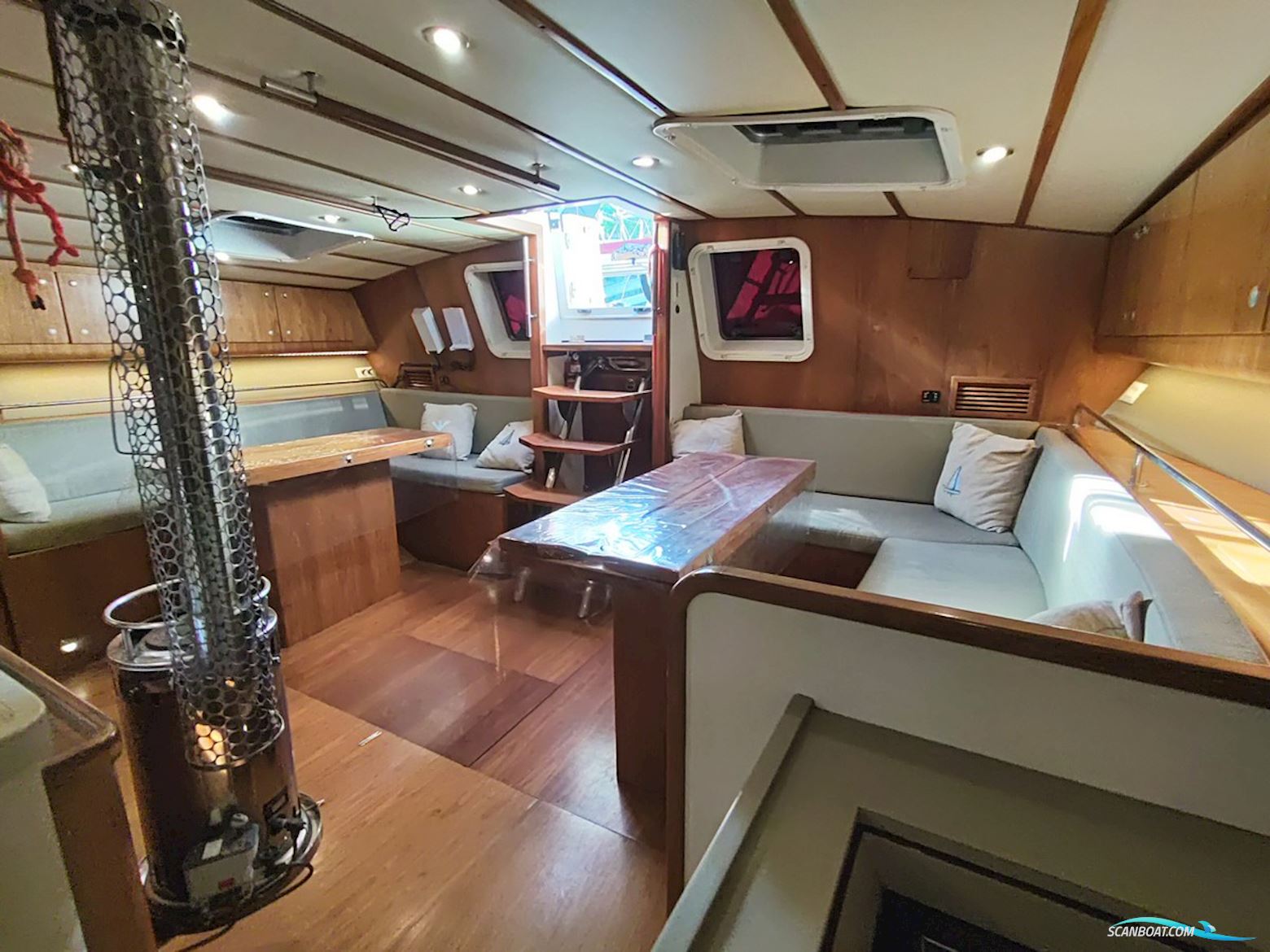 One Off Design Custom Build 64 Explorer