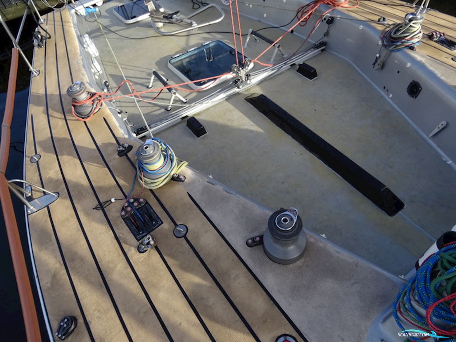 one Tonner Judel & Vrolijk