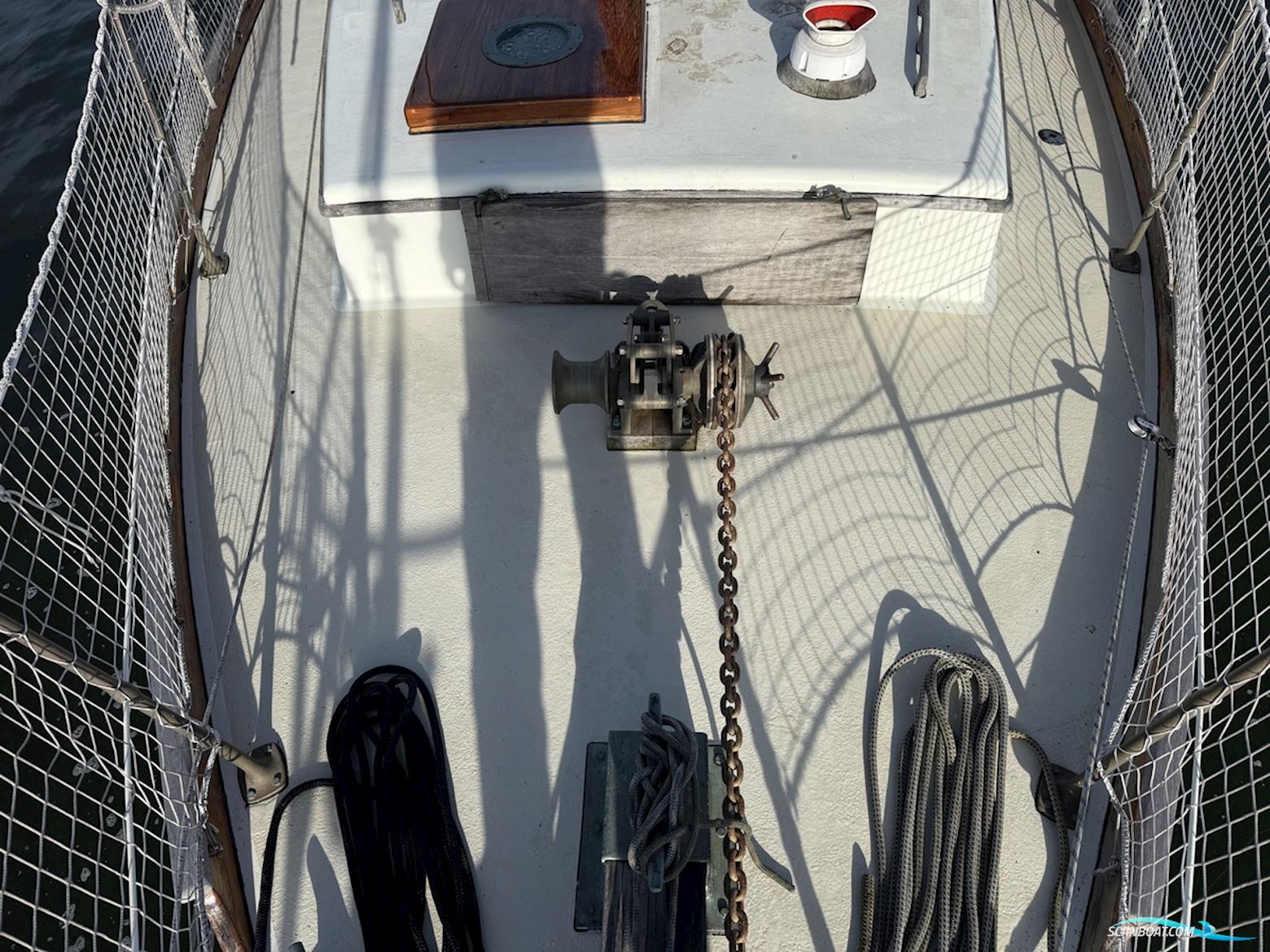 Orca 38