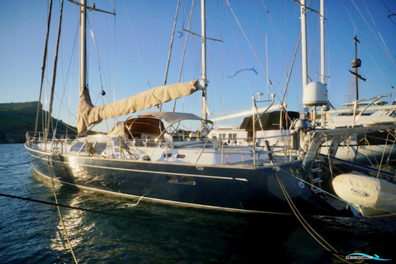 Oyster 80 Deck Saloon