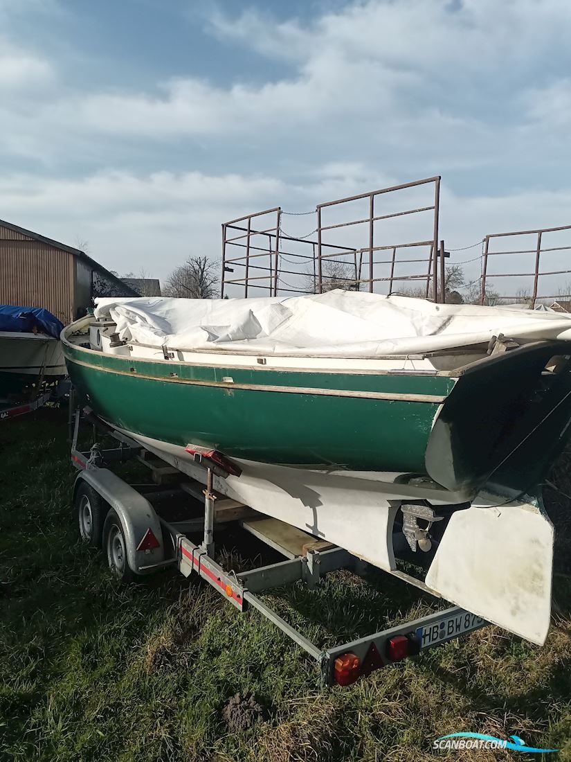 Pea 22 , Design Ed Burnet (England) 2005 Sailingboat 2005, with Yamaha engine, Germany