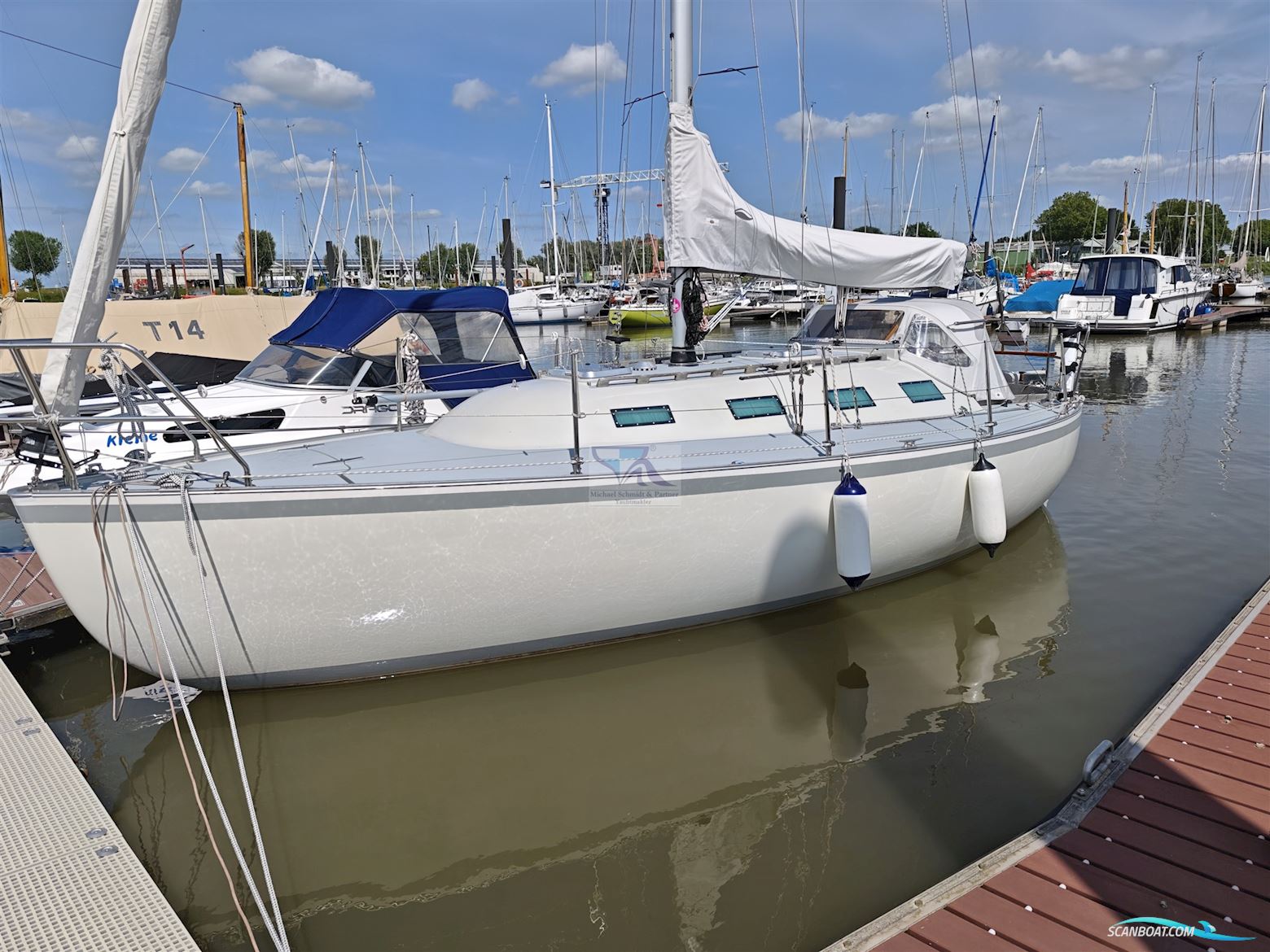 Peter Bruun Grinde Sailingboat 1985, with Lombardini 502 engine, Germany