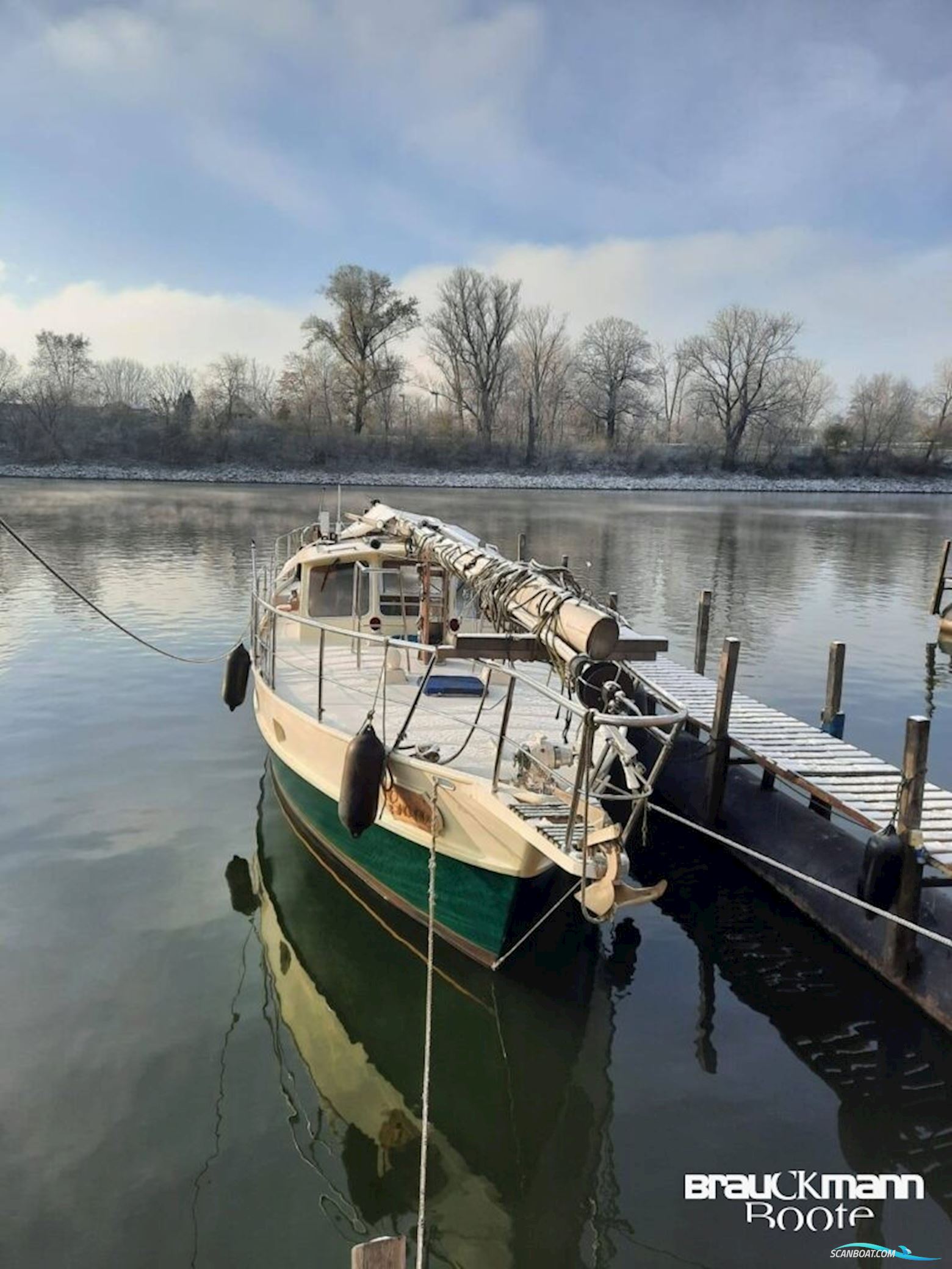 Petersen Gouvzee IV Sailingboat 1981, with Mitsubishi engine, Germany