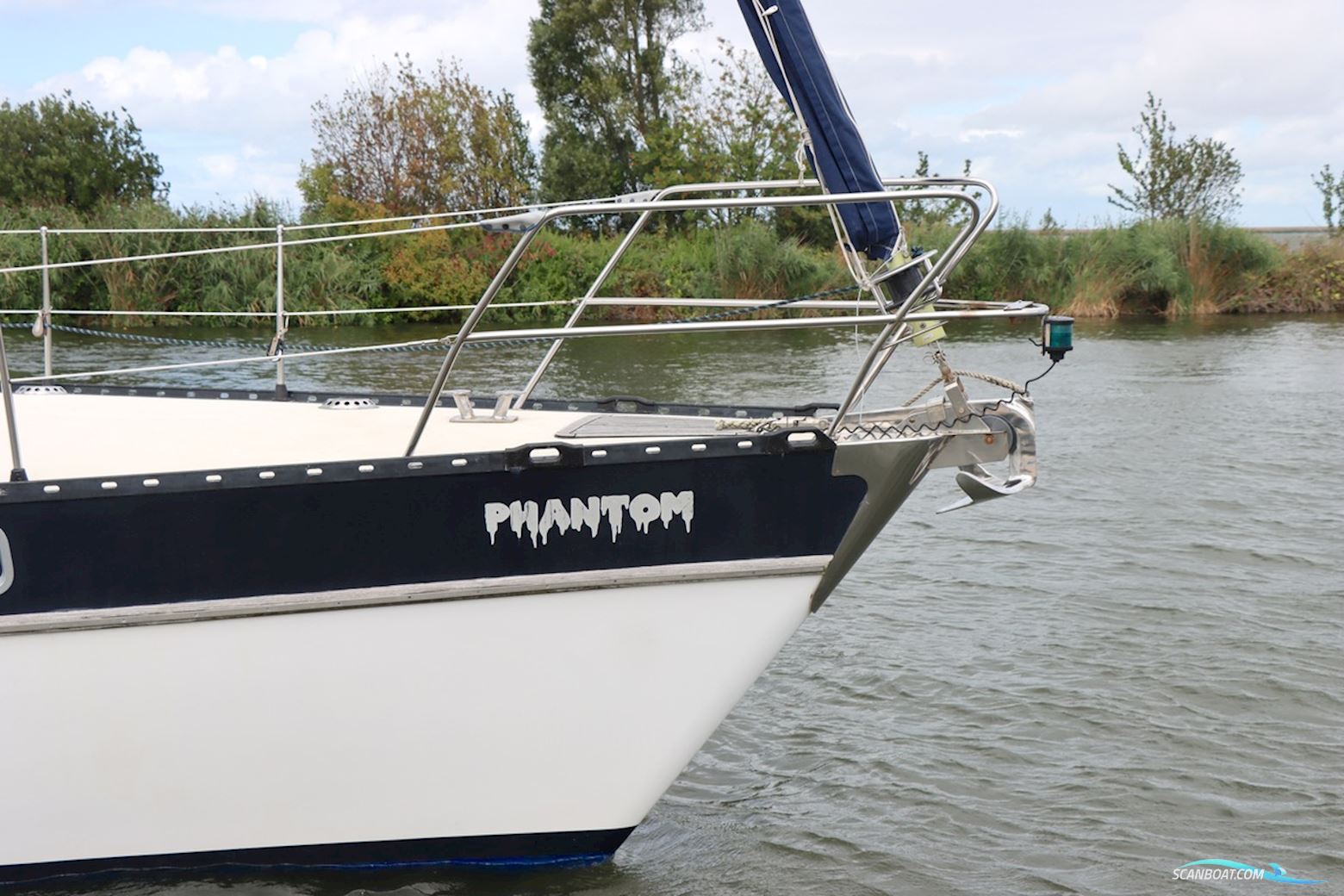 Phantom 38