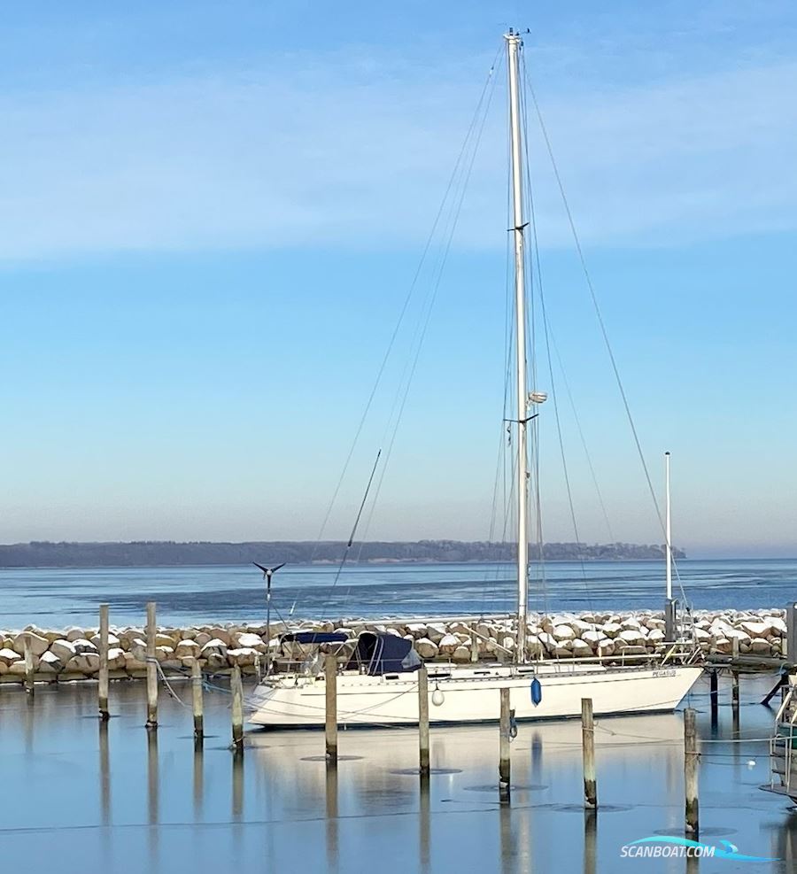 Phantom 42 Sailingboat 1983, with Bukh 36 HK engine, Denmark
