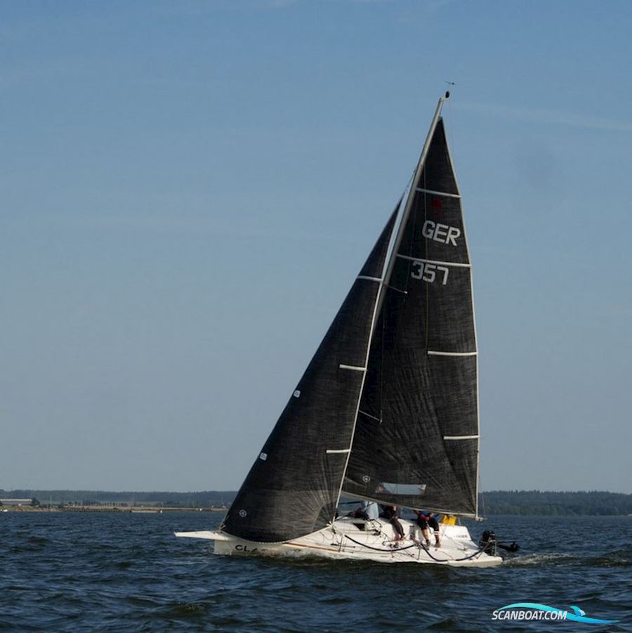 Platu 25 Sailingboat 2000, with Tohatsu engine, Germany