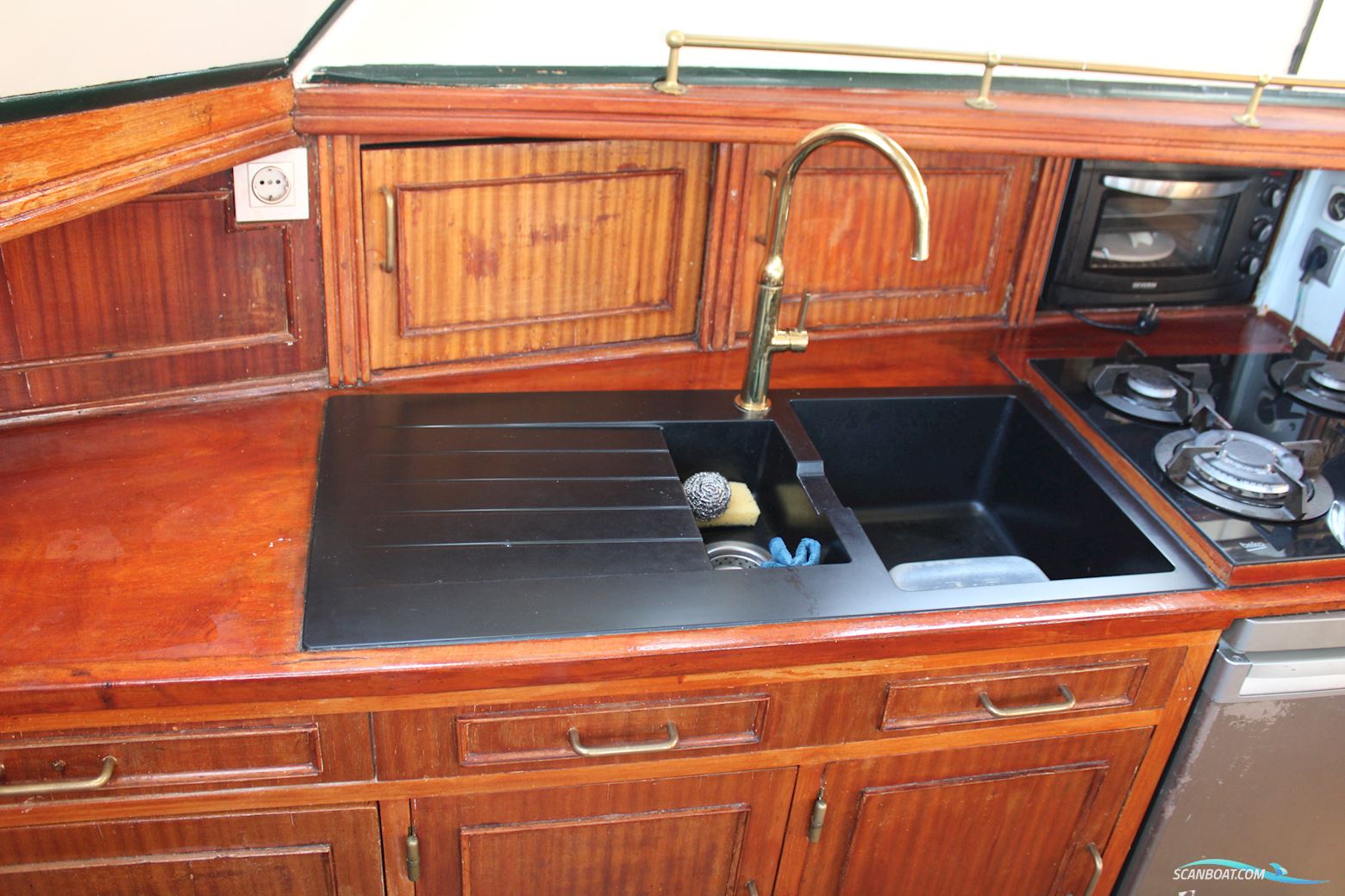 Porsius Shipyard Directieboot