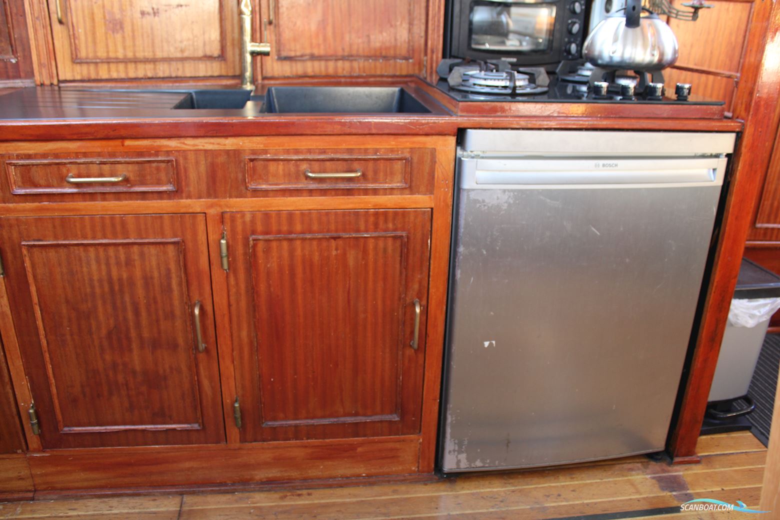 Porsius Shipyard Directieboot