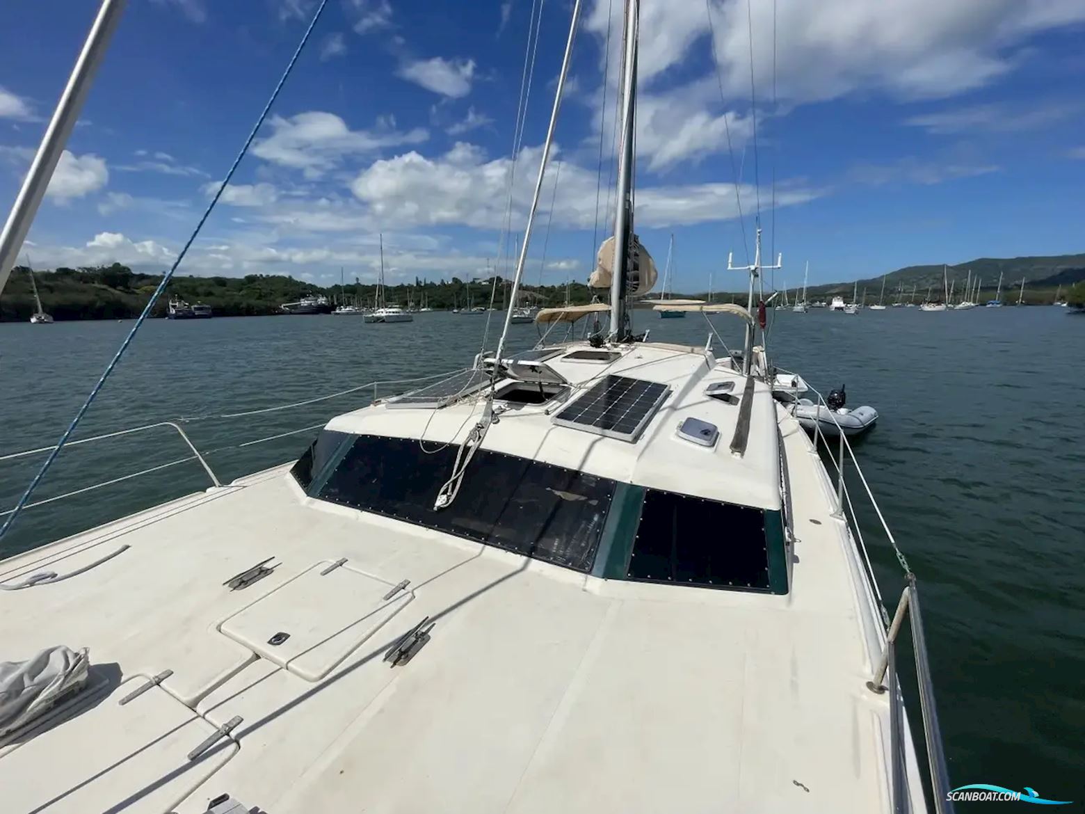 Prout Snowgoose 37